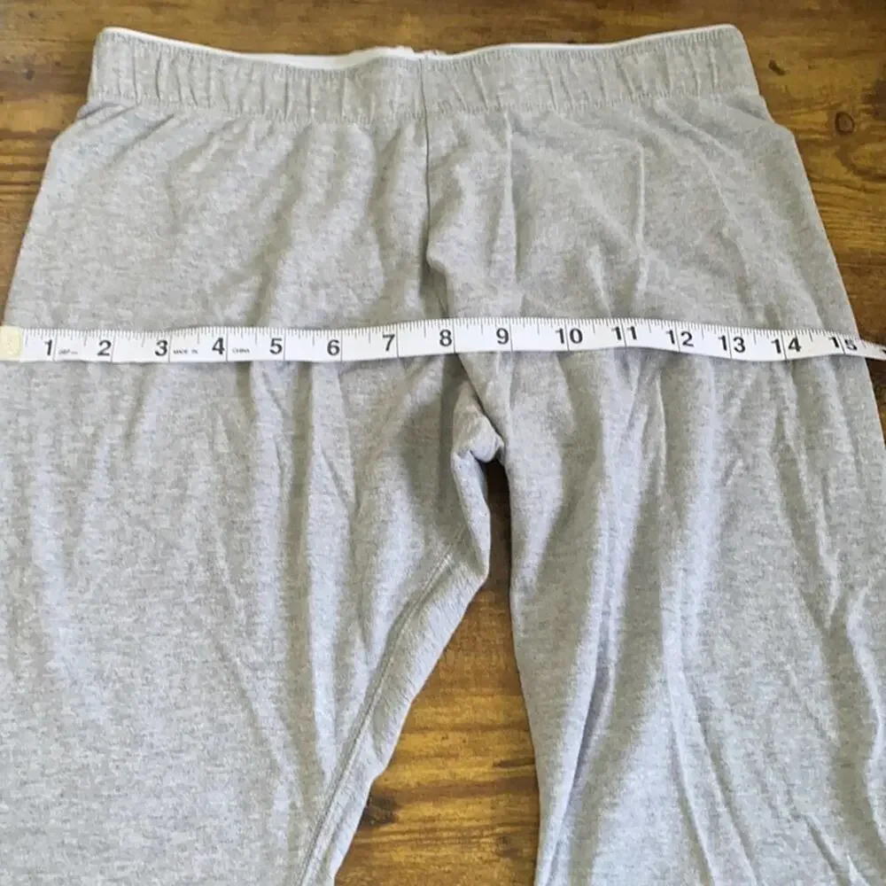 Nike Heather Gray/White Club Capri Cozy Leggings